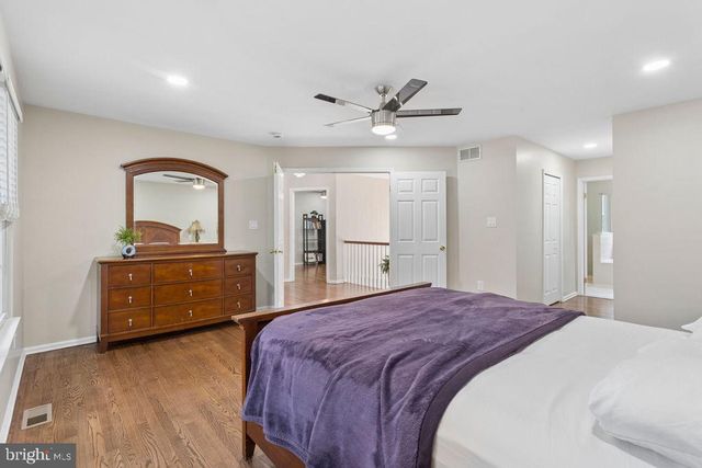 30 LARKSPUR DR, Dayton, NJ 08810