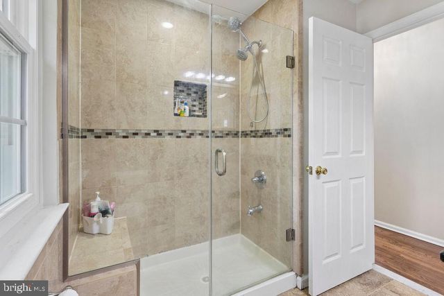30 LARKSPUR DR, Dayton, NJ 08810