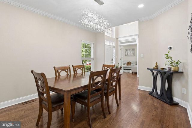 30 LARKSPUR DR, Dayton, NJ 08810