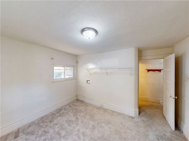 129 Slagle Ave, City Of But Se, PA 16001