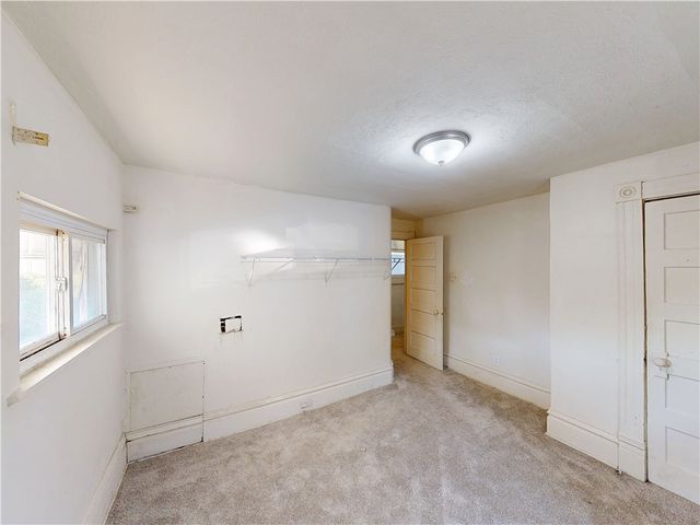 129 Slagle Ave, City Of But Se, PA 16001