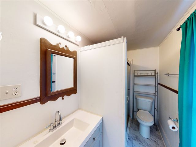 129 Slagle Ave, City Of But Se, PA 16001