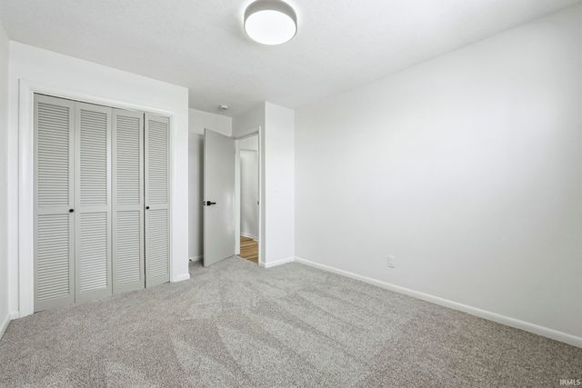 119 S Hadley Road, Fort Wayne, IN 46804