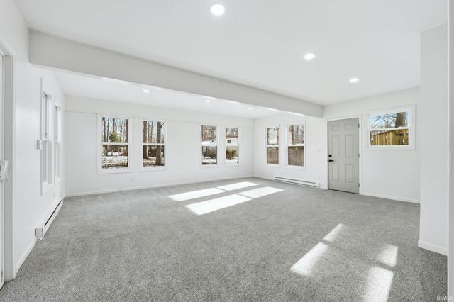 119 S Hadley Road, Fort Wayne, IN 46804