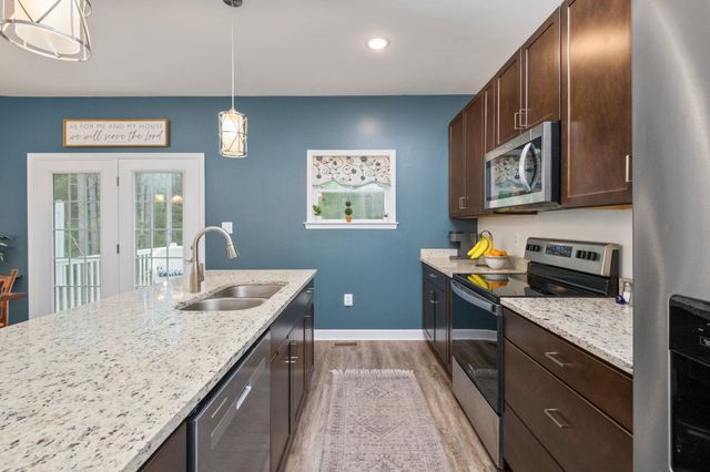 1553 PALOMINO TRL, Rockingham, VA 22801