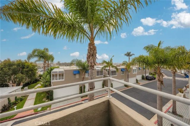 3365 Tempe Drive, Huntington Beach, CA 92649
