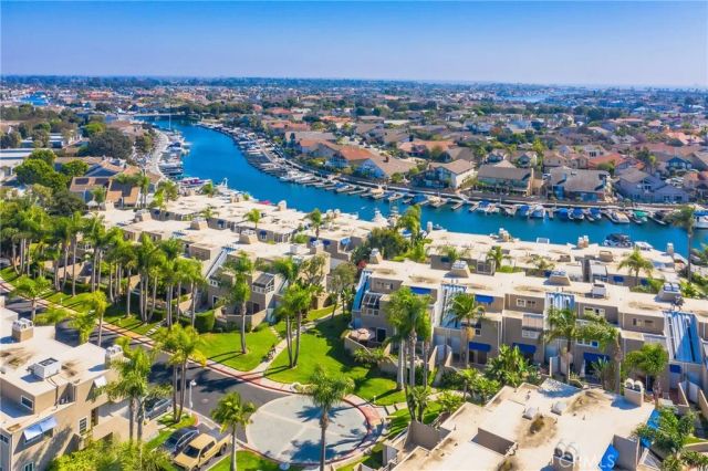 3365 Tempe Drive, Huntington Beach, CA 92649