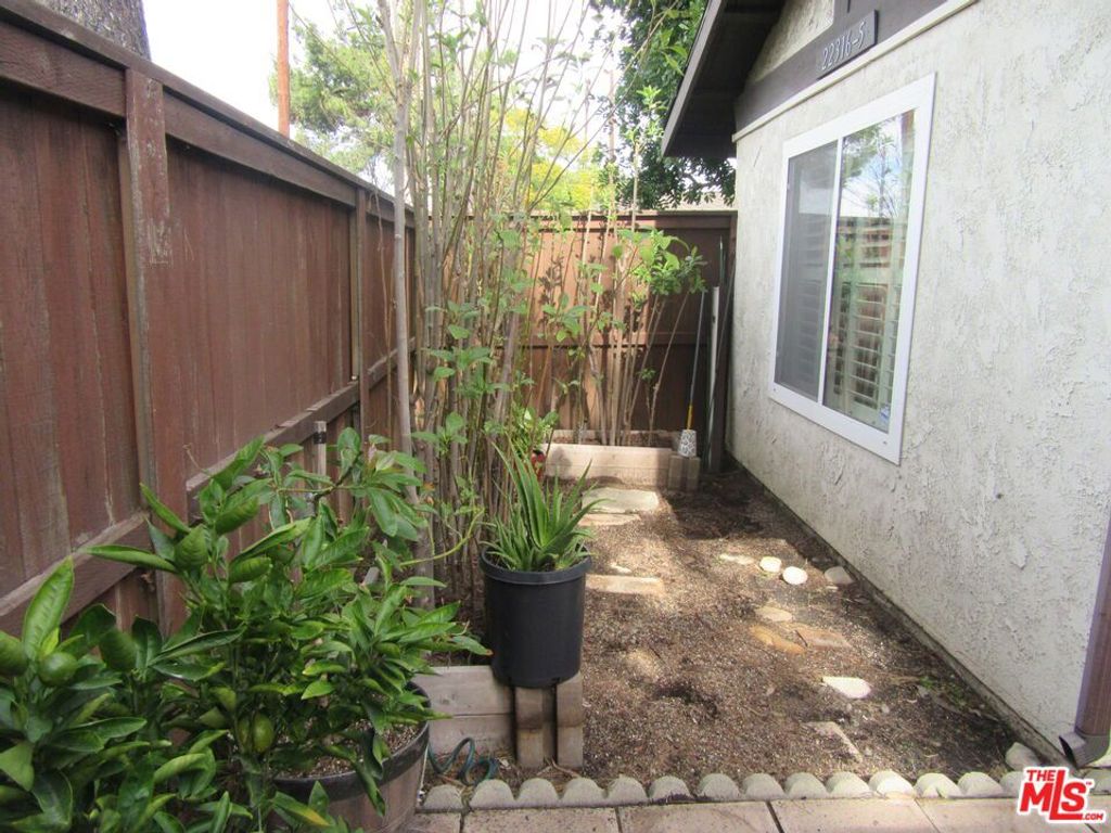 Image 8 of property listing at 22316 S Vermont Avenue 5, Torrance, CA 90502