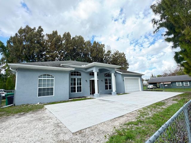 315 Kaye Street, Fort Pierce, FL 34947