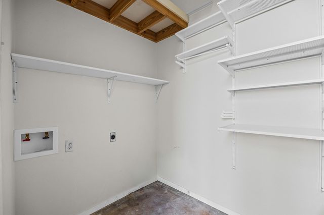 8400 Jamestown DR 226, Austin, TX 78758