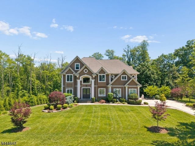3 Buckingham Rd, Lincoln Park Boro, NJ 07035
