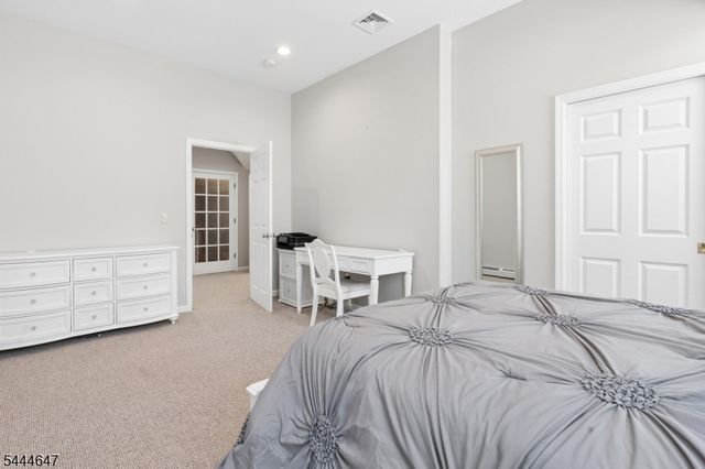 3 Buckingham Rd, Lincoln Park Boro, NJ 07035