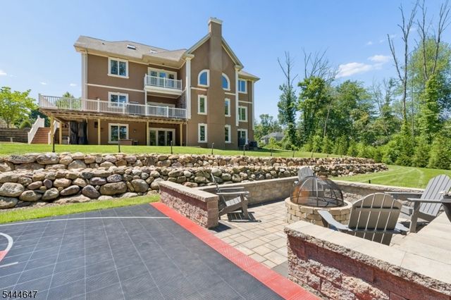 3 Buckingham Rd, Lincoln Park Boro, NJ 07035