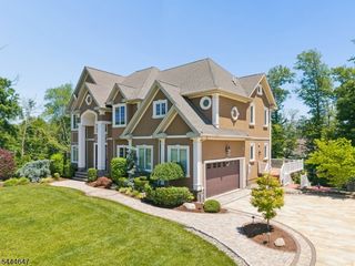 3 Buckingham Rd, Lincoln Park Boro, NJ 07035