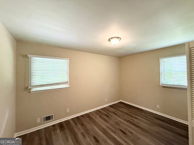 2782 Ocean Valley Drive, Atlanta, GA 30349