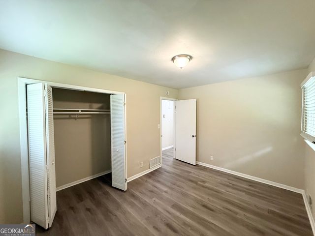 2782 Ocean Valley Drive, Atlanta, GA 30349