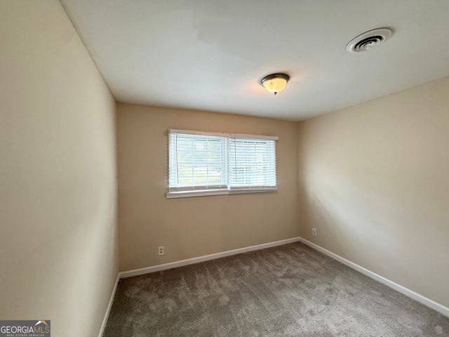 2782 Ocean Valley Drive, Atlanta, GA 30349