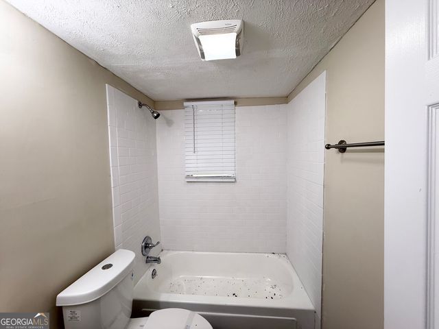 2782 Ocean Valley Drive, Atlanta, GA 30349