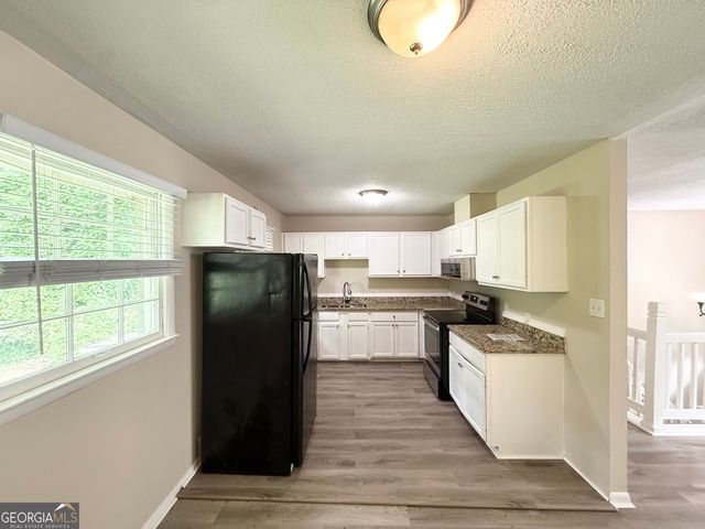 2782 Ocean Valley Drive, Atlanta, GA 30349