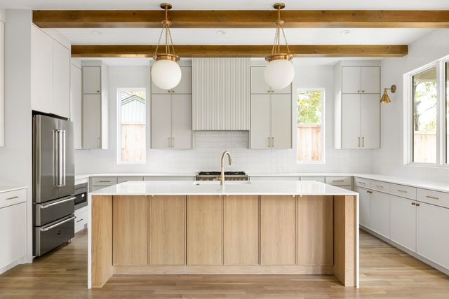 8926 San Benito Way, Dallas, TX 75218