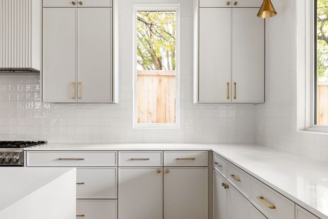 8926 San Benito Way, Dallas, TX 75218