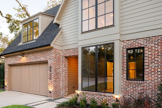 8926 San Benito Way, Dallas, TX 75218