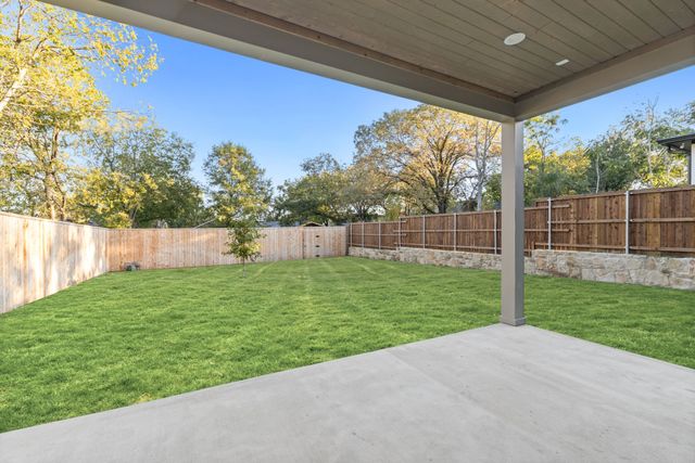 8926 San Benito Way, Dallas, TX 75218