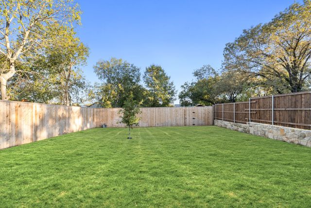 8926 San Benito Way, Dallas, TX 75218