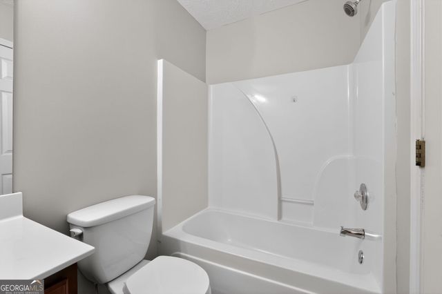 6256 Lake Valley Point, Lithonia, GA 30058