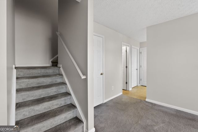 6256 Lake Valley Point, Lithonia, GA 30058