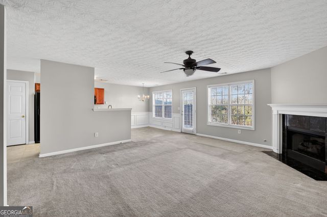 6256 Lake Valley Point, Lithonia, GA 30058