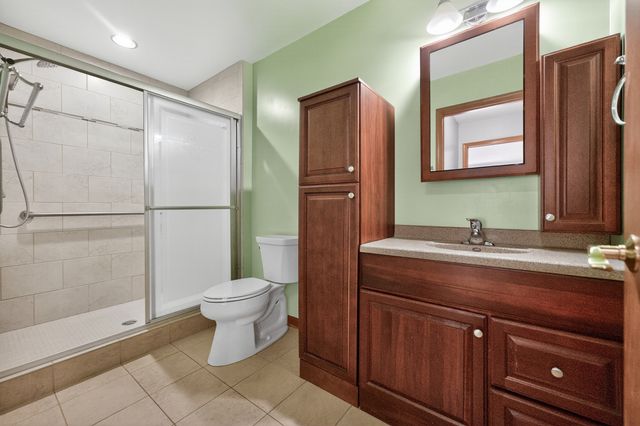 7317 W Myrtle Avenue, Chicago, IL 60631