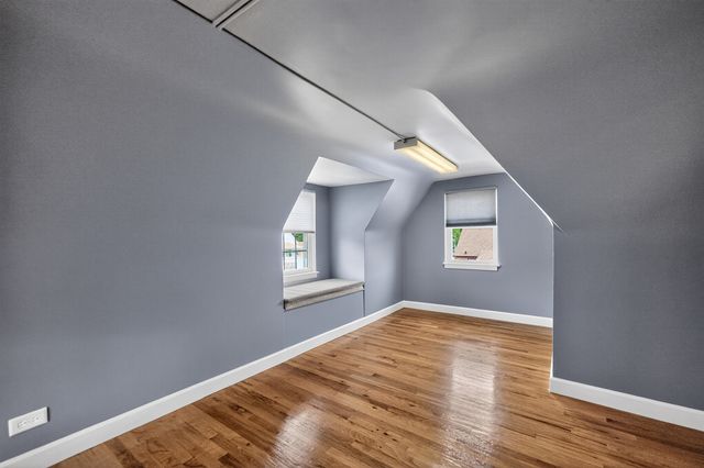 7317 W Myrtle Avenue, Chicago, IL 60631