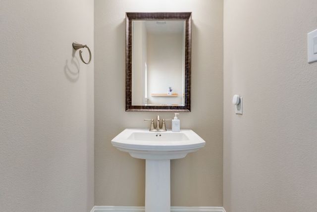 3606 Adriana Avenue, Irving, TX 75038