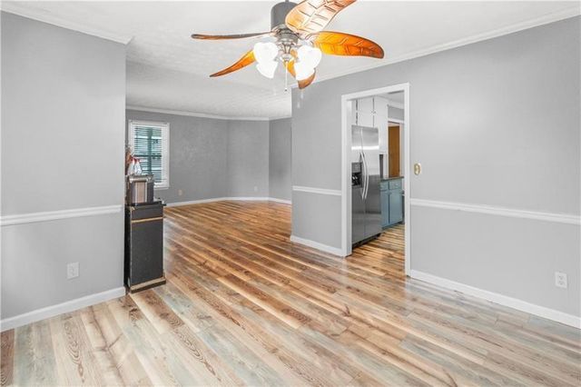 2160 Deer Oaks Trail, Lawrenceville, GA 30044