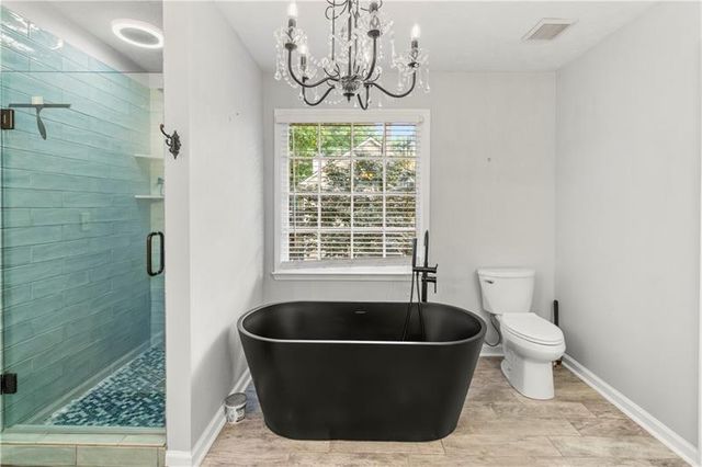 2160 Deer Oaks Trail, Lawrenceville, GA 30044