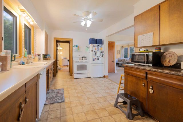 420 Vine Street, Baraboo, WI 53913