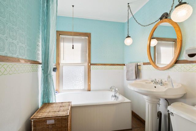 420 Vine Street, Baraboo, WI 53913