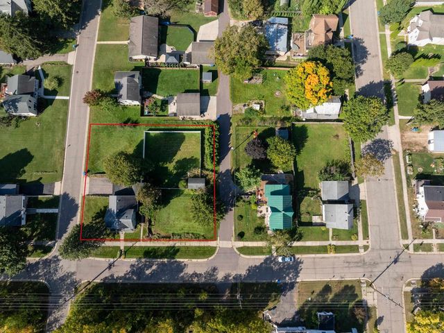 420 Vine Street, Baraboo, WI 53913