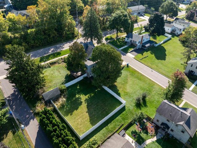 420 Vine Street, Baraboo, WI 53913