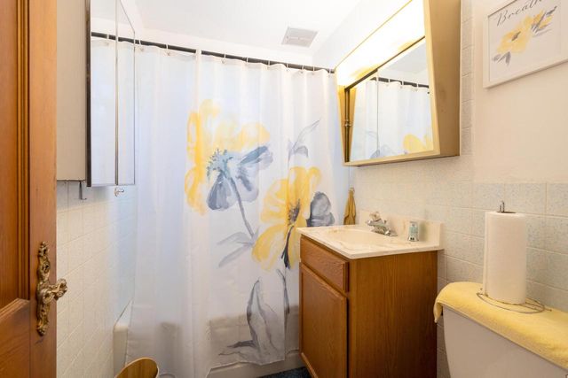 420 Vine Street, Baraboo, WI 53913