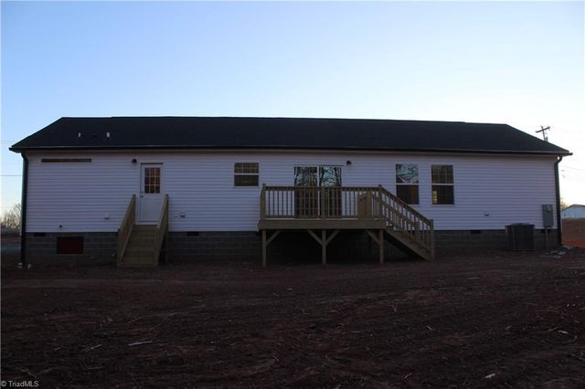 101 Dalton Loop, Stoneville, NC 27048