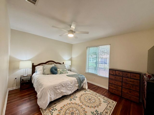 103 Whispering Wind DR, Georgetown, TX 78633