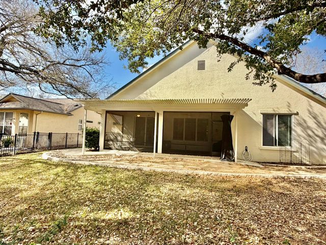 103 Whispering Wind DR, Georgetown, TX 78633