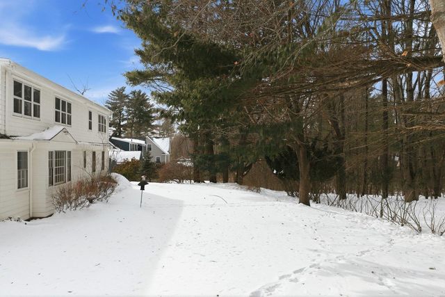 5 Bayberry Lane, Exeter, NH 03833