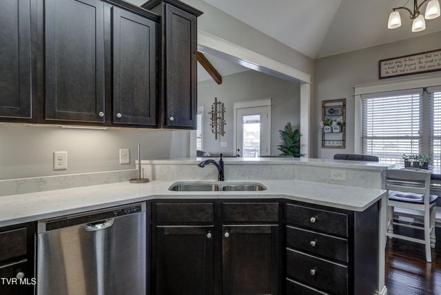 155 Rhetts Way, Jonesborough, TN 37659