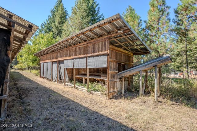 1110 Roosevelt Rd, Bonners Ferry, ID 83805
