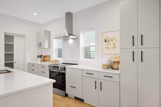 5216 47th Avenue S, Minneapolis, MN 55417