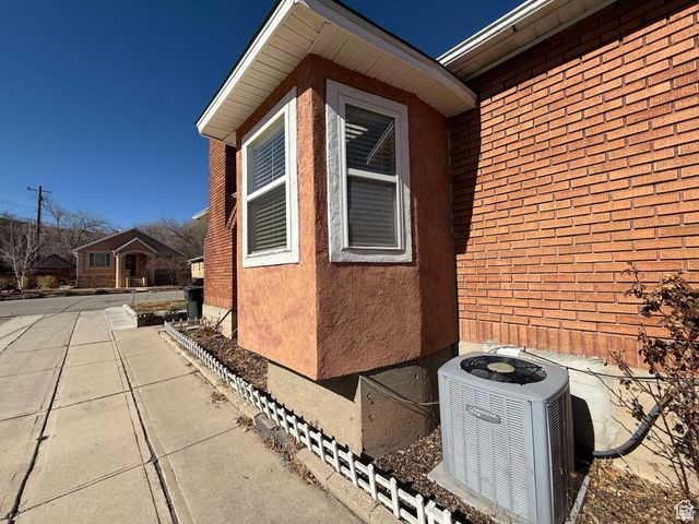 73 GARDEN ST, Helper, UT 84526