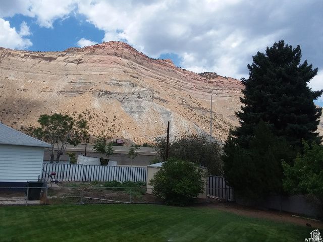 73 GARDEN ST, Helper, UT 84526